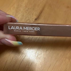 Laura Mercier caviar stick eye color